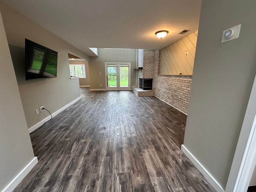 Photo of 212 Holly Lane, Schererville, IN 46375 (MLS # 837601)