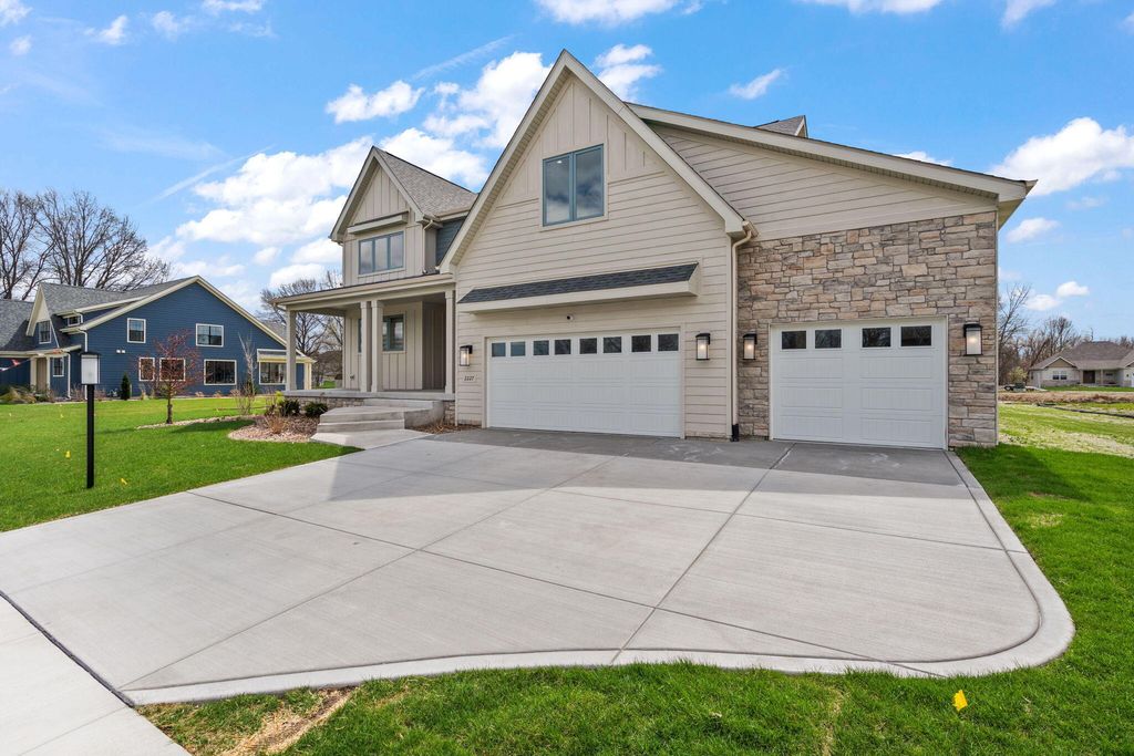 Photo of 2227 W 1100 N, Chesterton, IN 46304 (MLS # 837307)