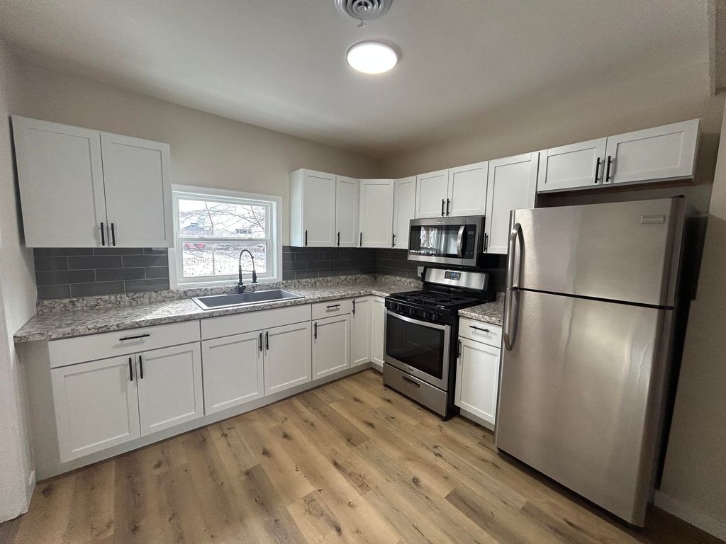 Photo of 15 Kenworthy Street, Valparaiso, IN 46385 (MLS # 833202)