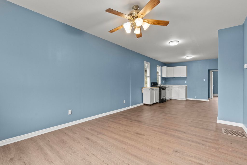 Photo of 5004 Northcote Ave, East Chicago, IN 46312 (MLS # 834012)