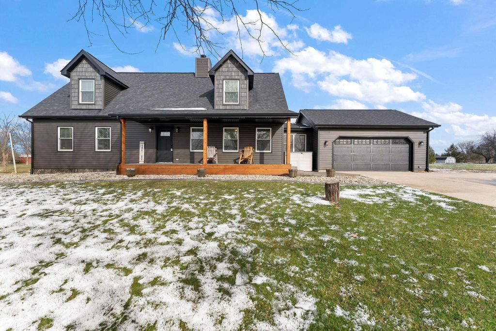 Photo of 897 Jane Avenue, Chesterton, IN 46304 (MLS # 835625)