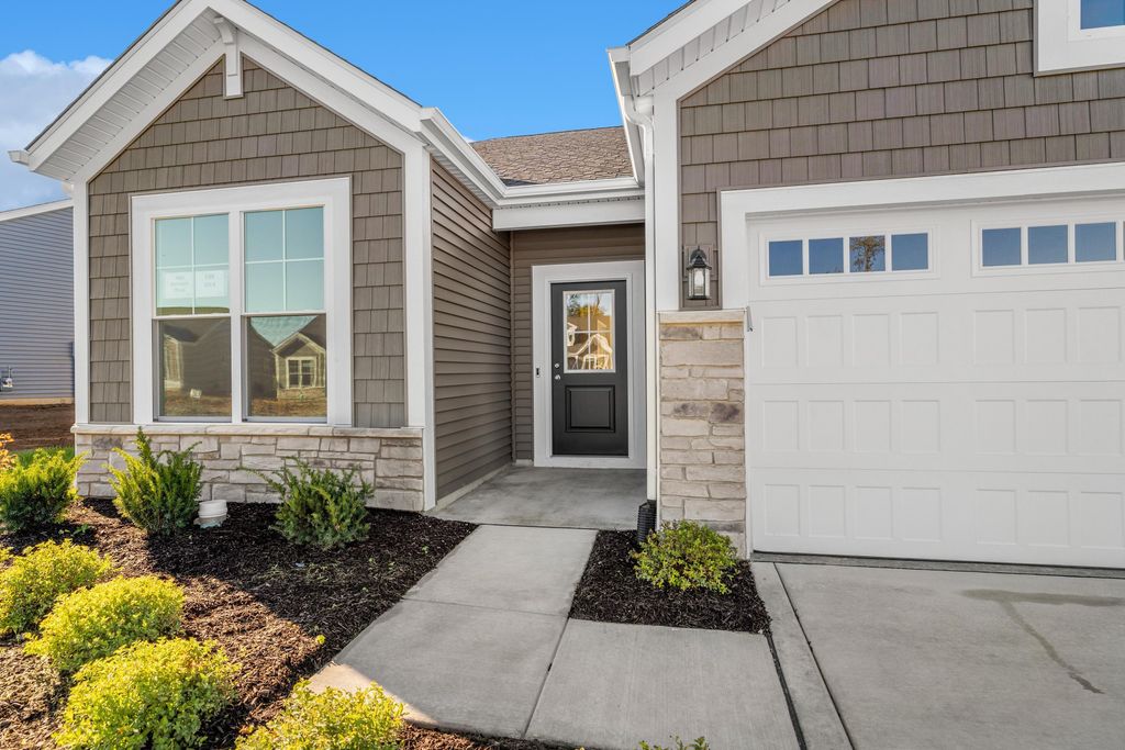 Photo of 4063 Reflection Place, Valparaiso, IN 46385 (MLS # 831525)