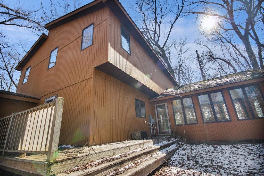 Photo of 175 N Bailey Drive, Porter, IN 46304 (MLS # 834678)