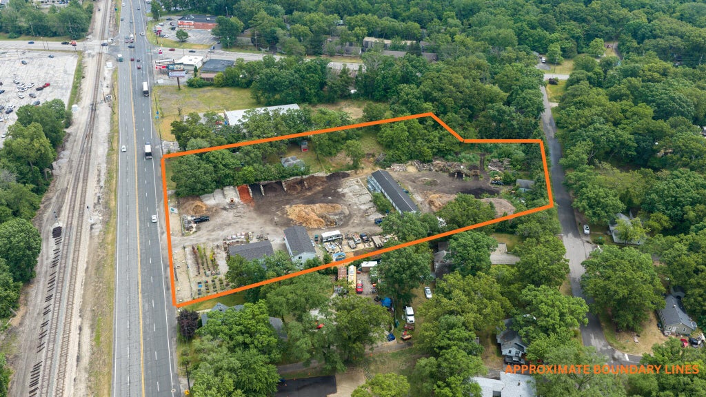 Photo of 2621 Us-12, Michigan City, IN 46360 (MLS # 842331)
