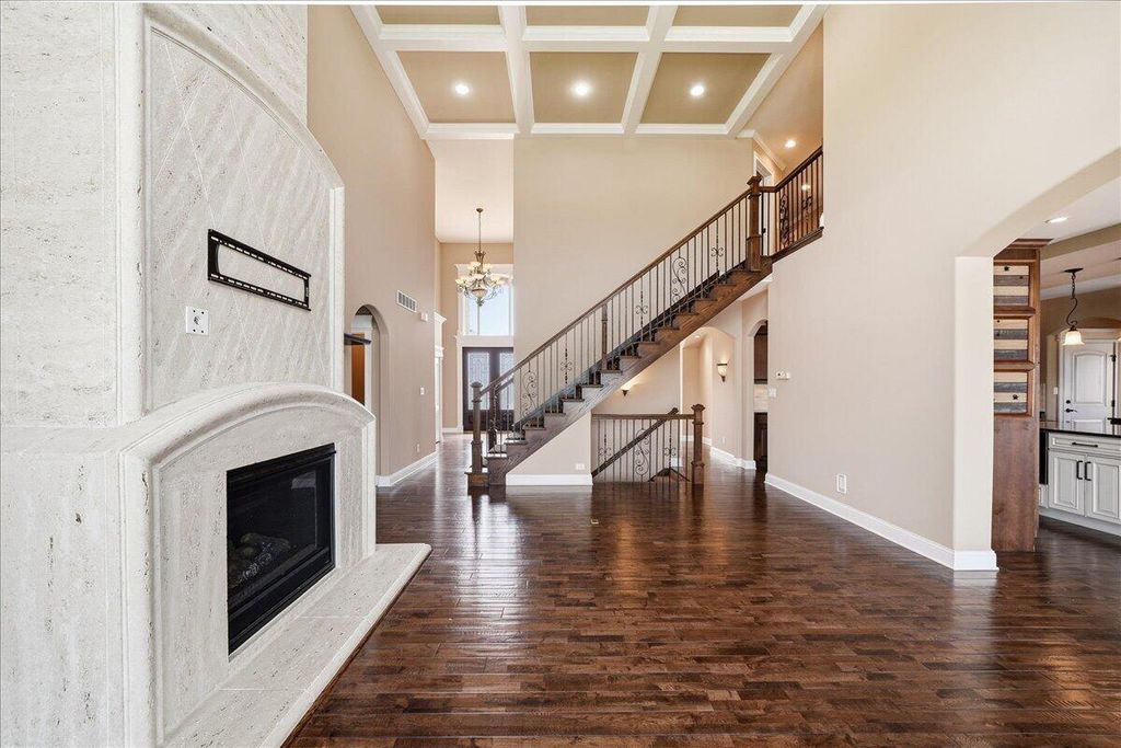 Photo of 8858 Doubletree Drive S, Crown Point, IN 46307 (MLS # 838134)