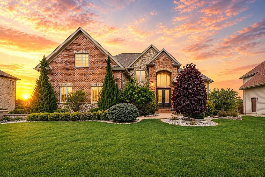 Photo of 8858 Doubletree Drive S, Crown Point, IN 46307 (MLS # 838134)