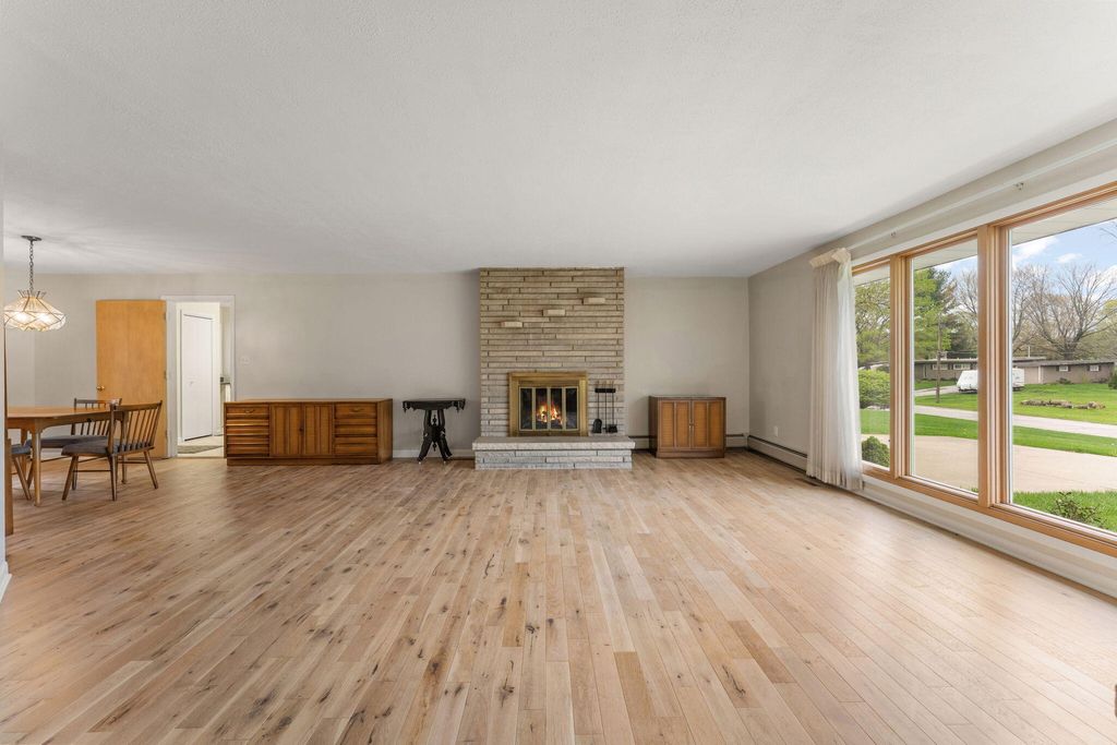 Photo of 136 Country Club Drive, La Porte, IN 46350 (MLS # 837727)