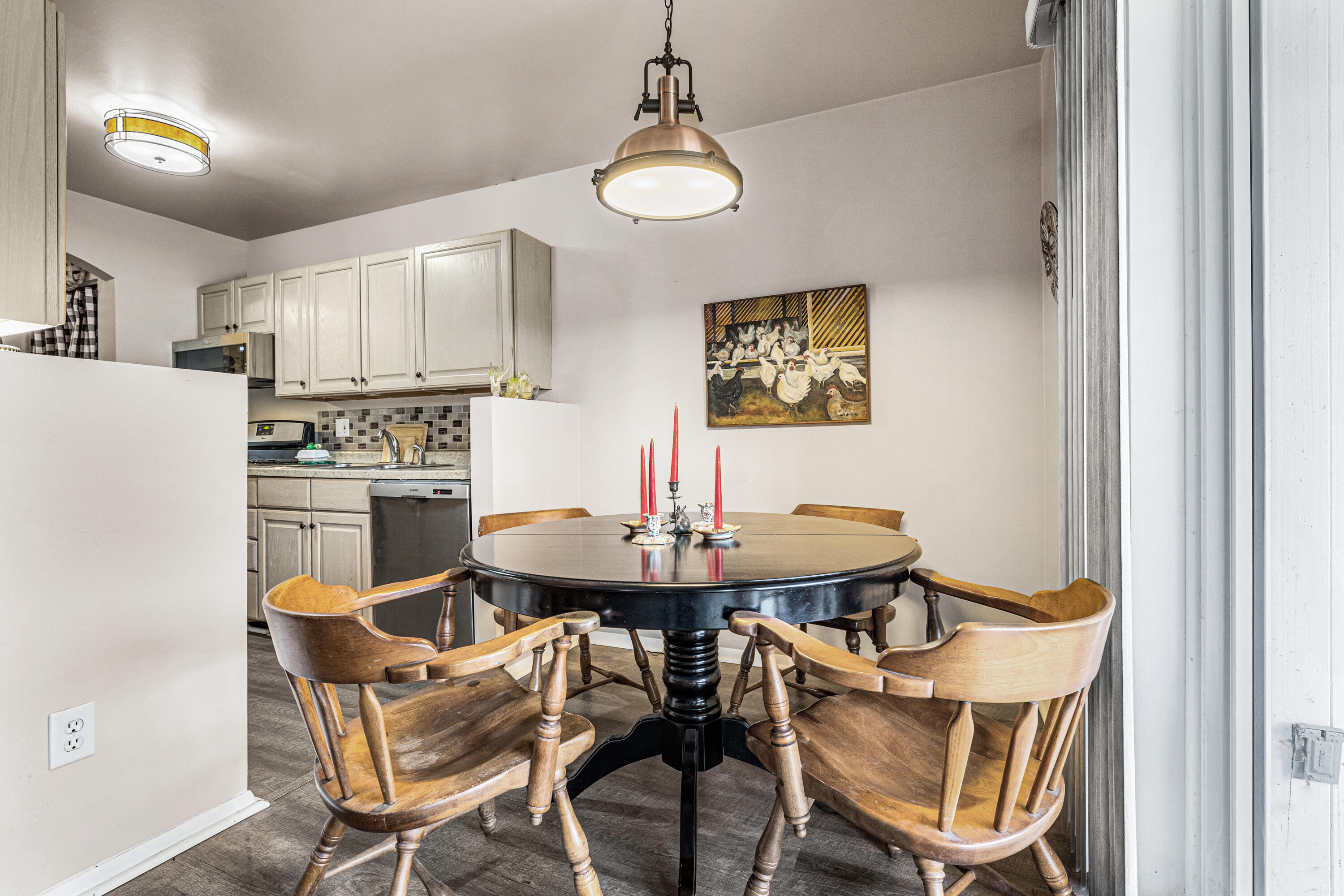 Michigan City, Indiana 46360, United States, 1 Bedroom Bedrooms, ,1 BathroomBathrooms,Residential,Active,7383