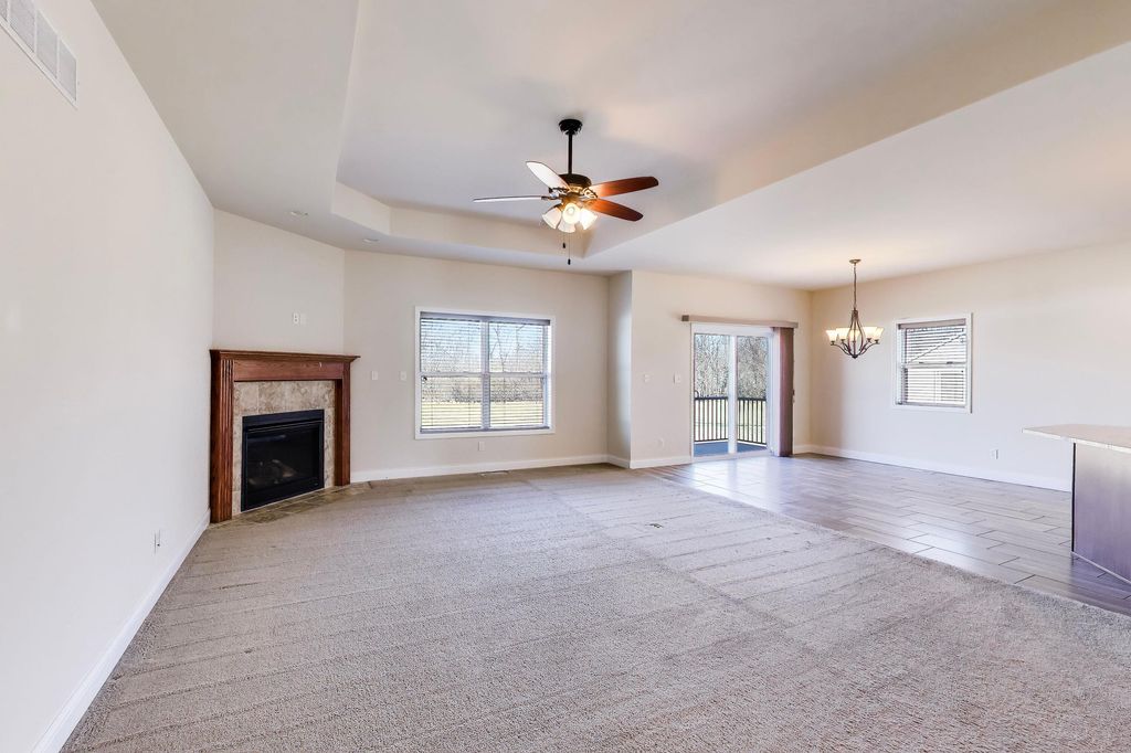 Photo of 2427 Bennington Avenue, Schererville, IN 46375 (MLS # 836116)