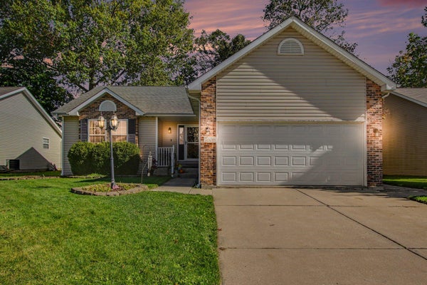 1606 PINE CREEK RD, VALPARAISO, IN 46383 - Image f9a0cbbbef0d9232ba64eeb642e77e0e/3407317600