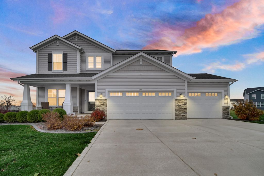 Photo of 540 Lily Court, Valparaiso, IN 46385 (MLS # 831146)