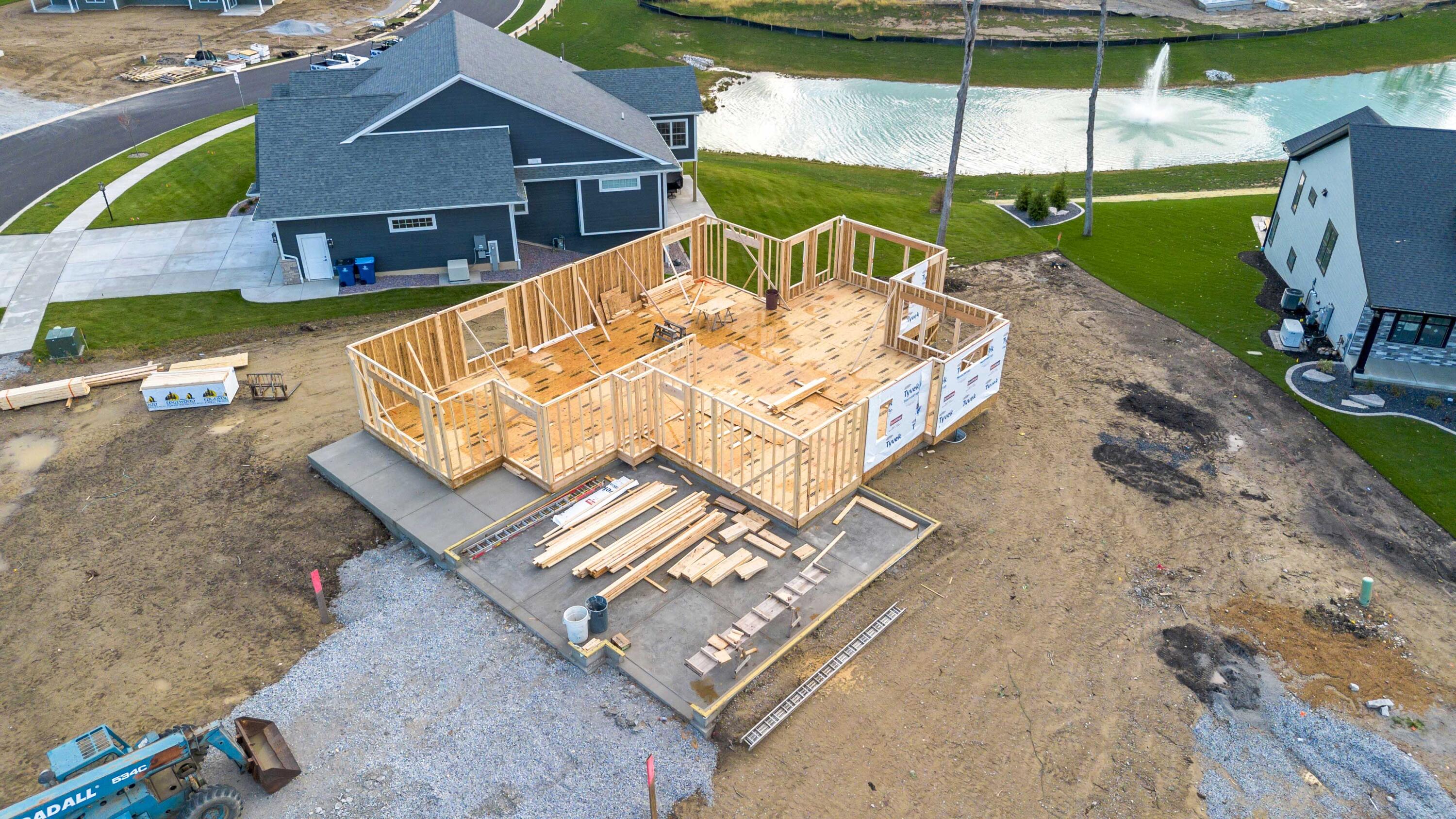 12600 Woodside Drive