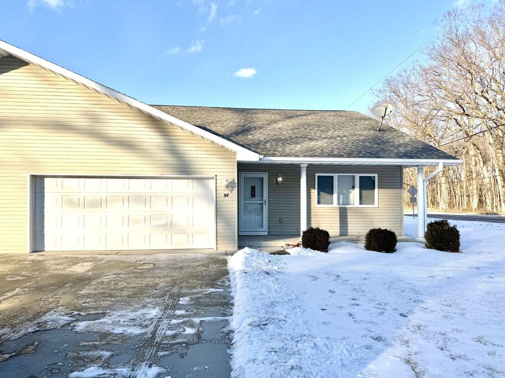 Photo of 94 Riviera Drive, Michigan City, IN 46360 (MLS # 833166)