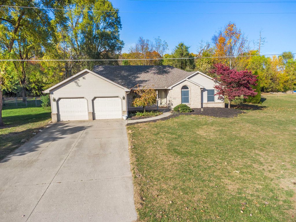 Photo of 3618 Fase Drive, Wheatfield, IN 46392 (MLS # 841605)