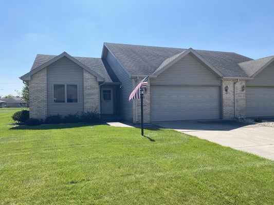 523 HIDDEN OAK DR, HOBART, IN 46342 - Image fa2d6d140a9db44f970db604a881be9a/406510947
