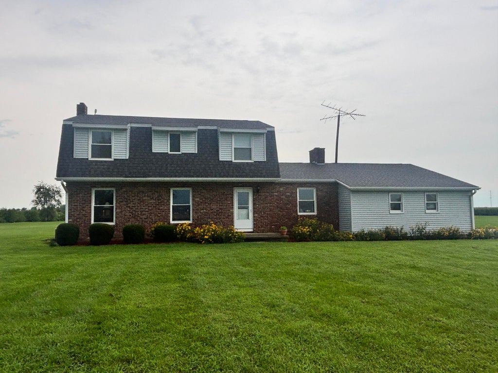 Photo of 1010 W Amsler Road, Rensselaer, IN 47978 (MLS # 845649)