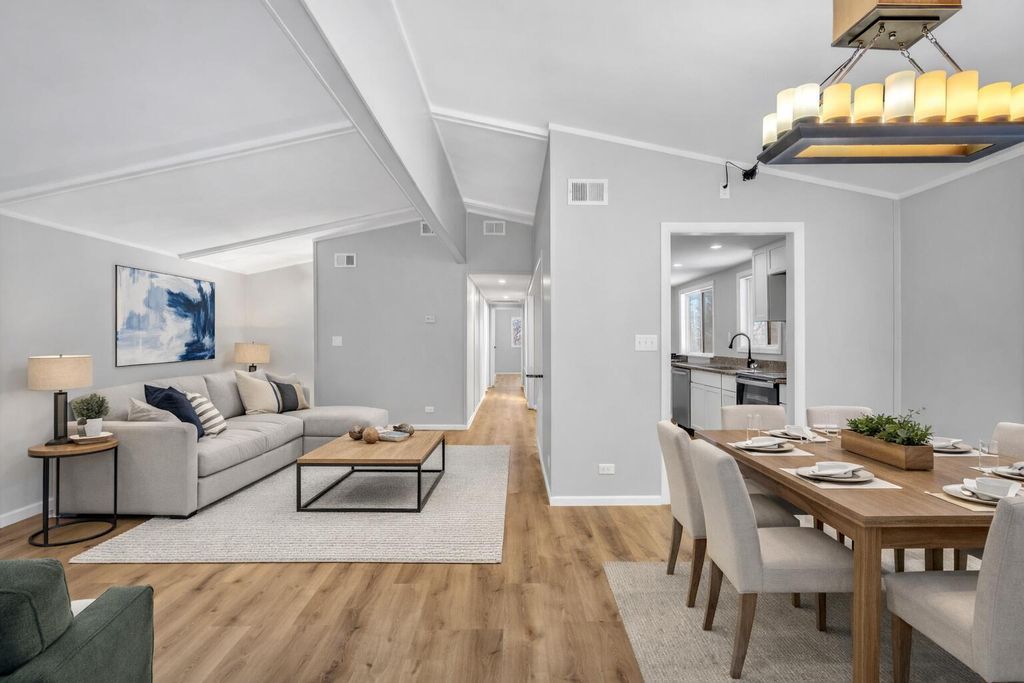 Photo of 831 Opal Dr, Valparaiso, IN 46383 (MLS # 835402)