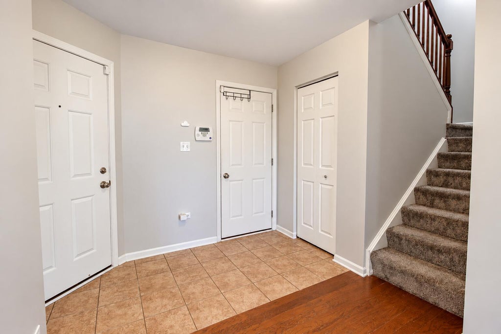 Photo of 11144 Tennessee Street, Crown Point, IN 46307 (MLS # 846490)