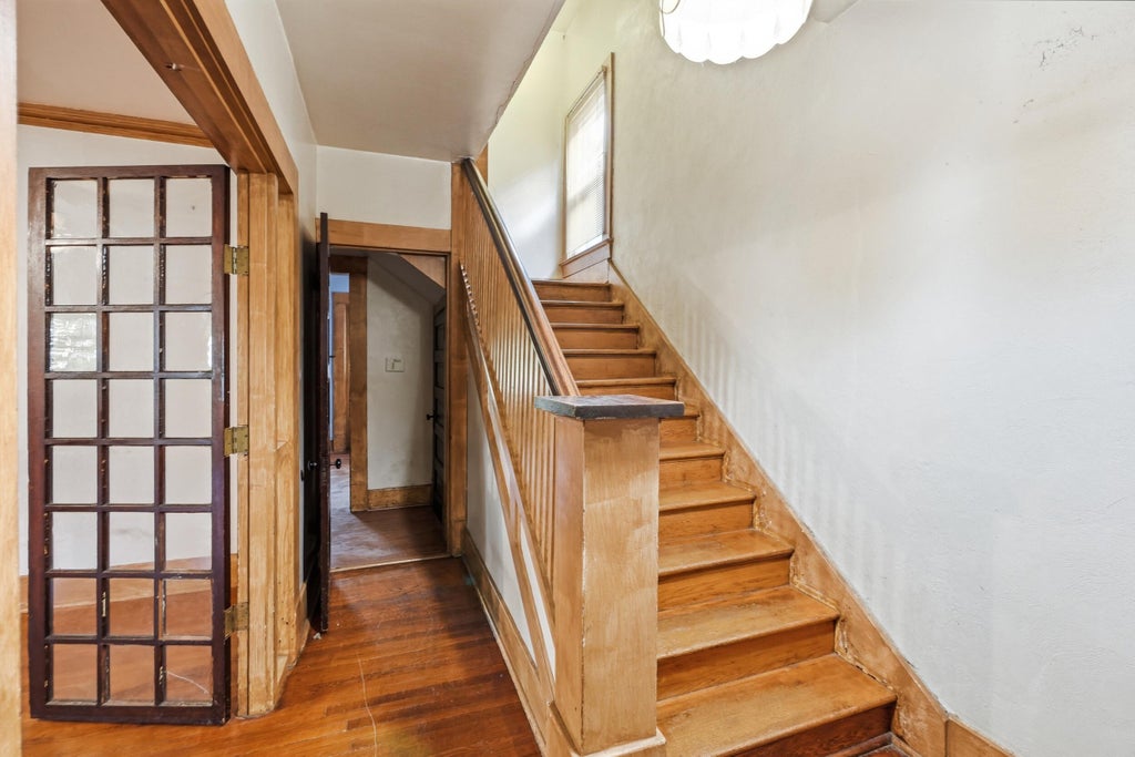 Photo of 50 Highland Street, Hammond, IN 46320 (MLS # 844323)