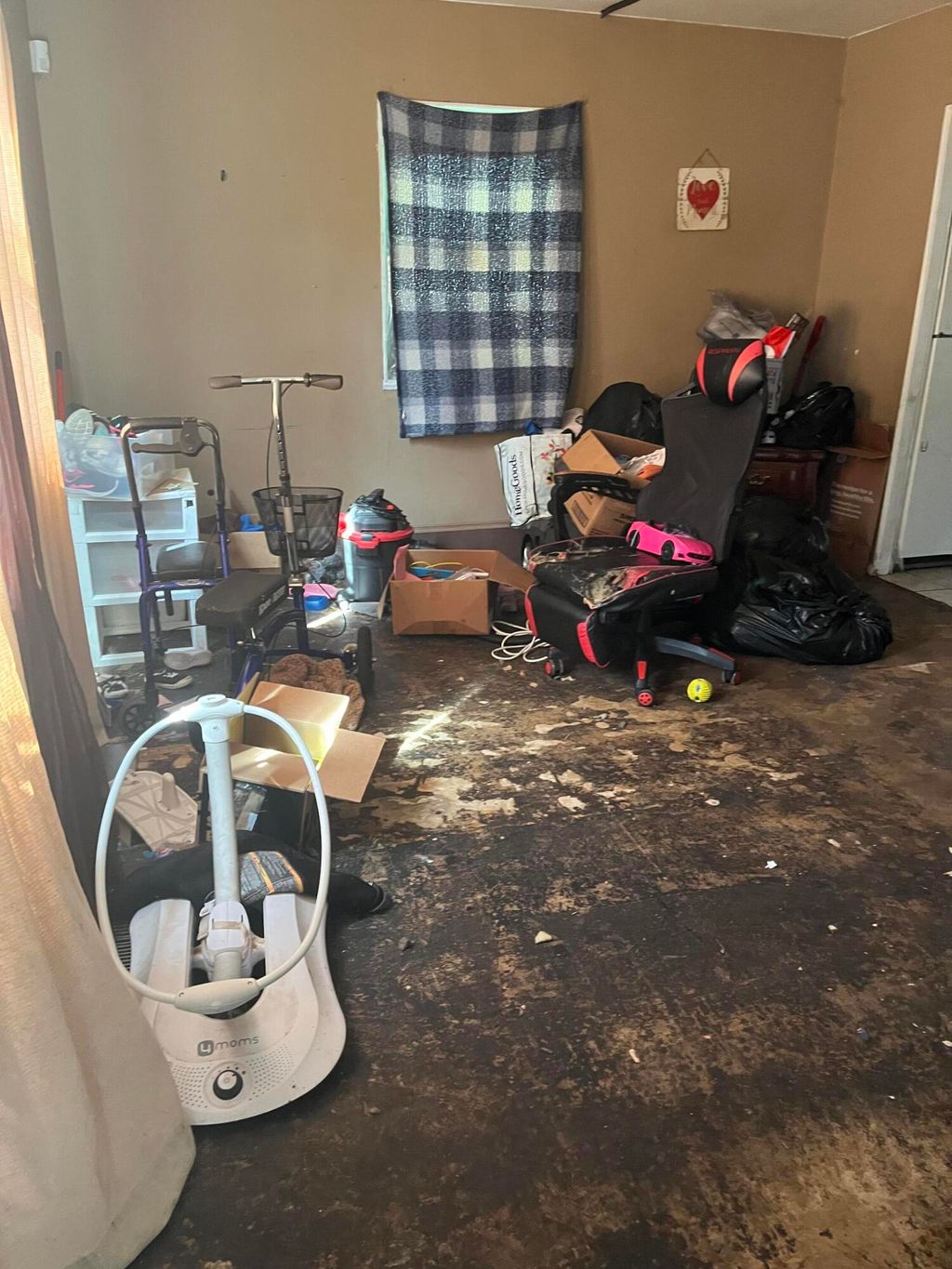 Photo of 327 N Grand Boulevard, Gary, IN 46403 (MLS # 835979)