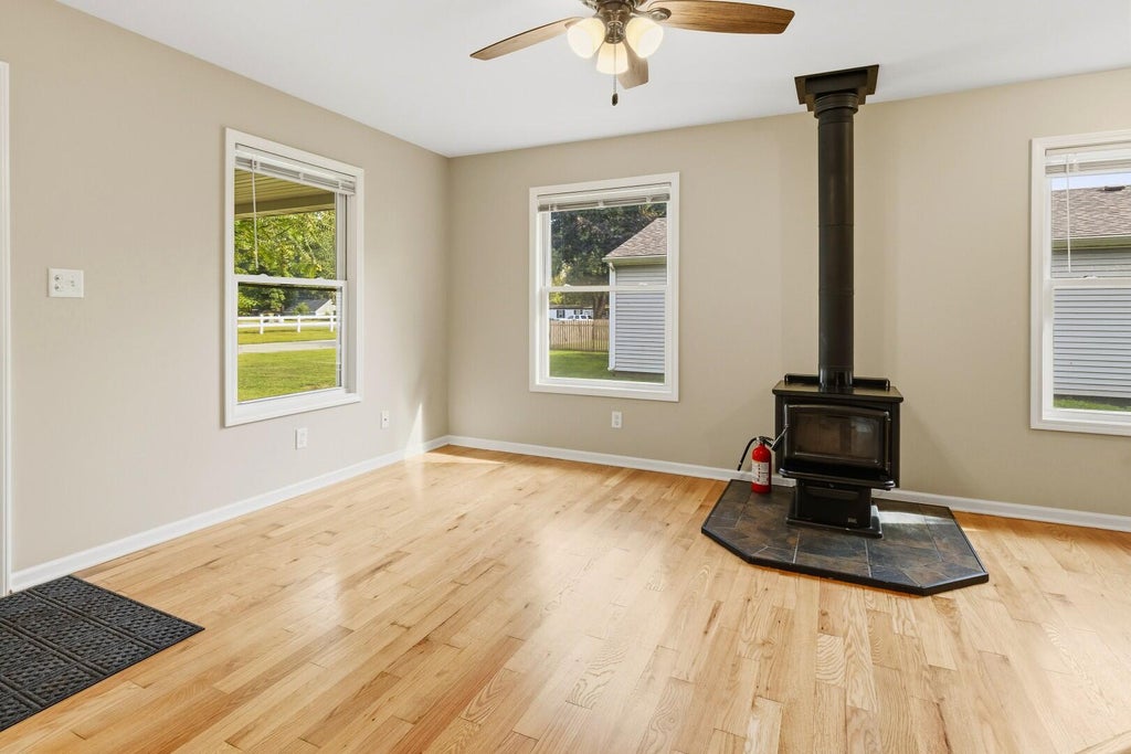 Photo of 2336 Durbin Street, Gary, IN 46406 (MLS # 844678)