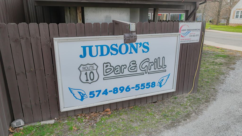 Photo of 613 W Talmer Avenue, North Judson, IN 46366 (MLS # 836529)