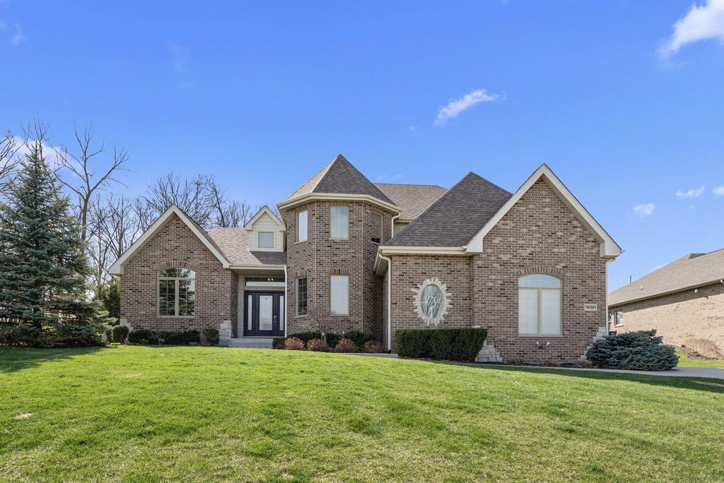 Photo of 9080 Winding Trail, Saint John, IN 46373 (MLS # 837056)