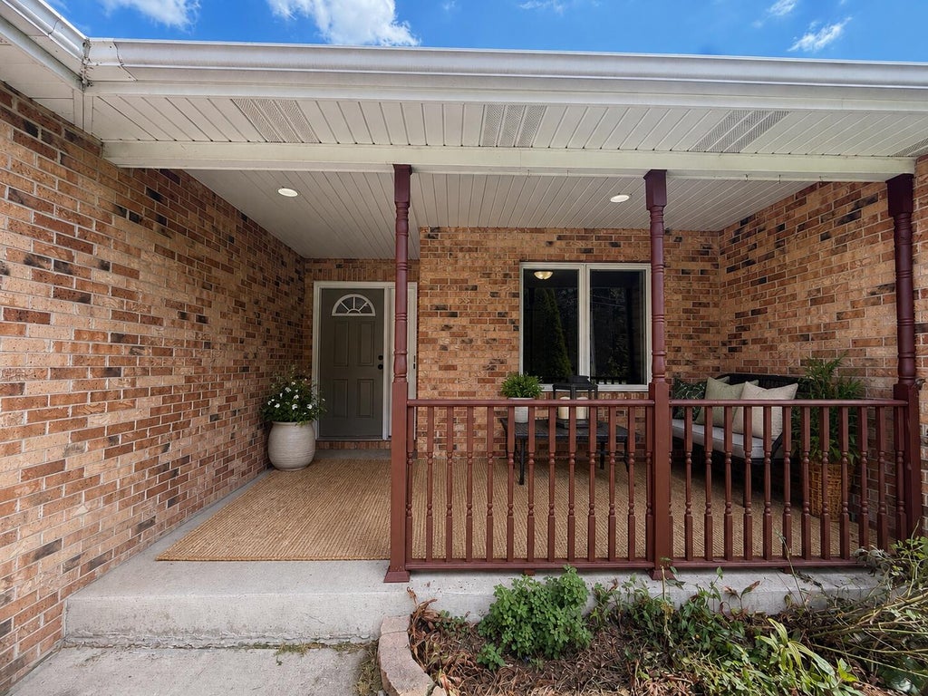 Photo of 741 S Broad Street, Griffith, IN 46319 (MLS # 847153)