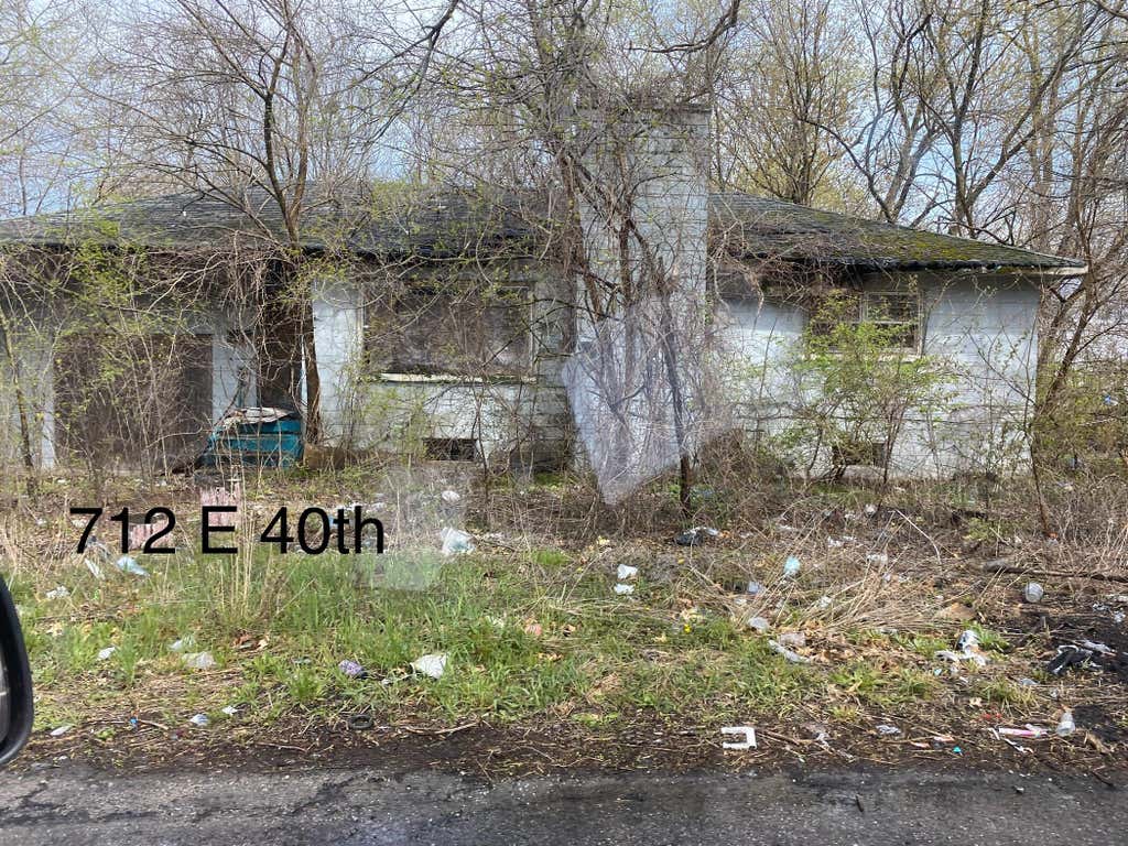 Photo of 712 E 40th Avenue, Gary, IN 46409 (MLS # 840212)