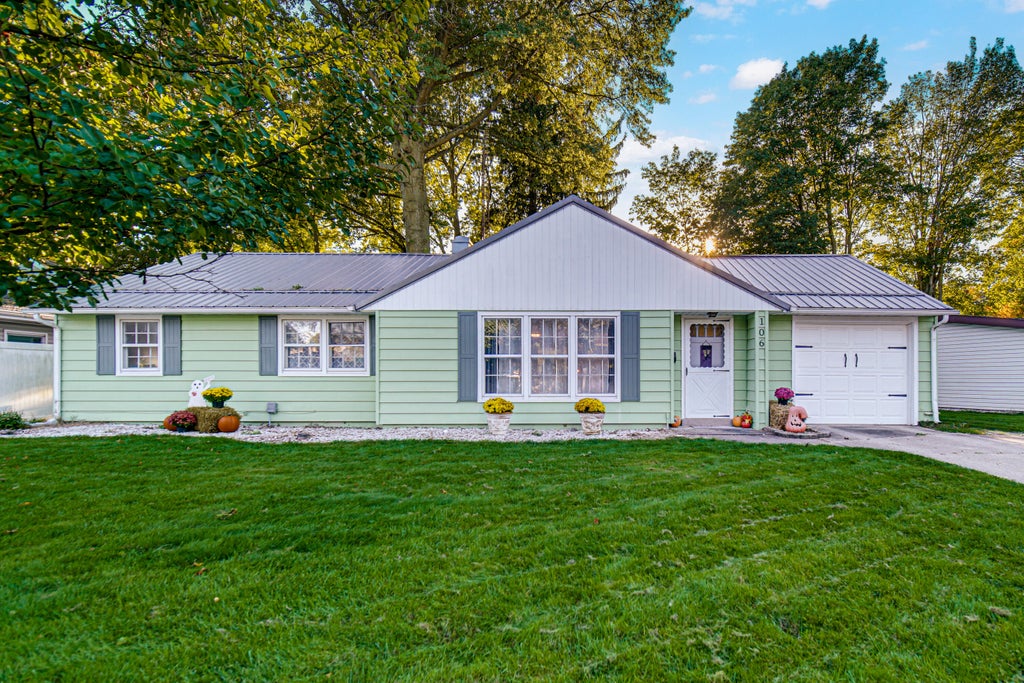 Photo of 106 Graceland Drive, La Porte, IN 46350 (MLS # 846606)