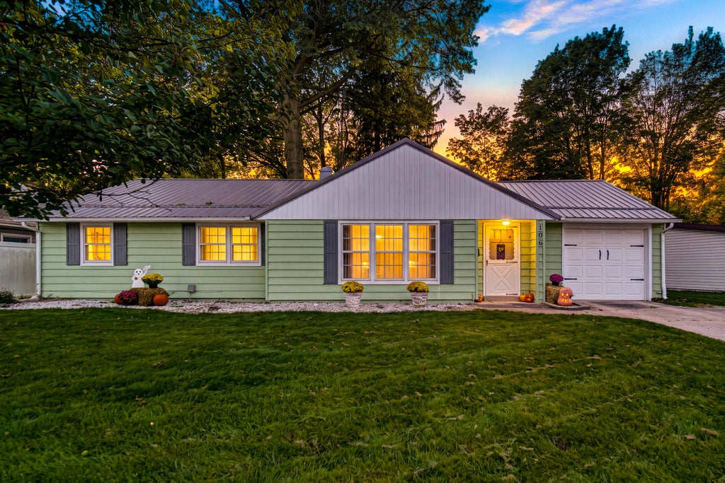 Photo of 106 Graceland Drive, La Porte, IN 46350 (MLS # 846606)