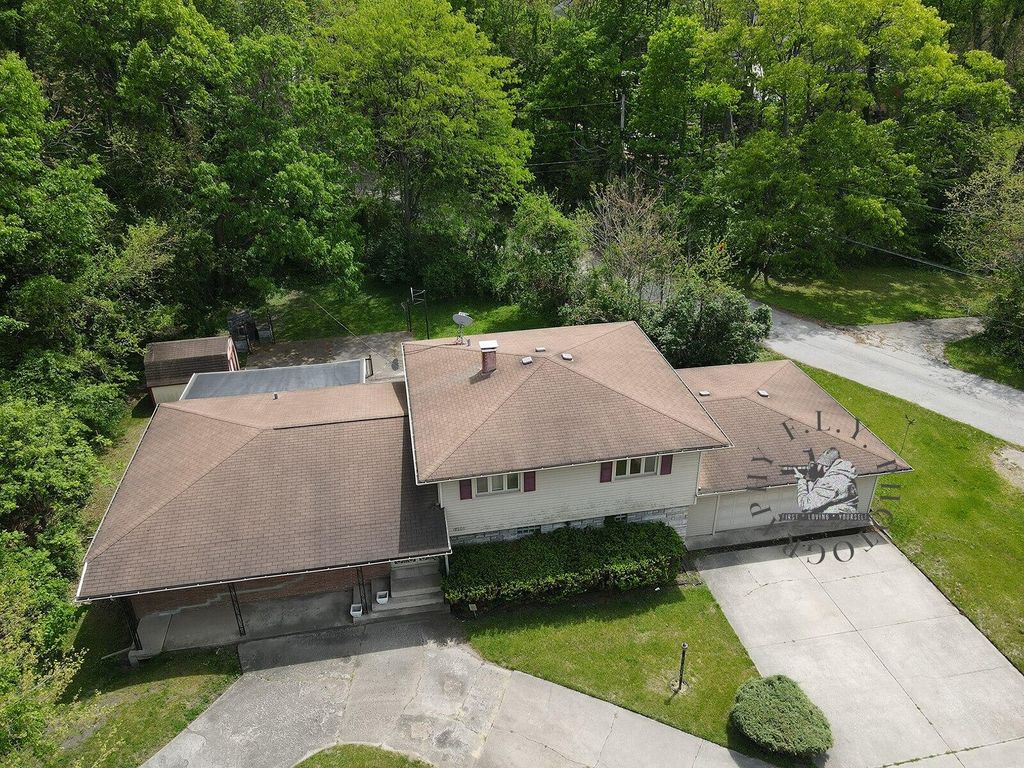 Photo of 9201 Juniper Avenue, Gary, IN 46403 (MLS # 839434)