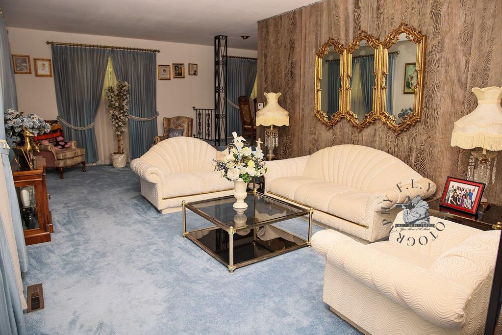 Photo of 9201 Juniper Avenue, Gary, IN 46403 (MLS # 839434)