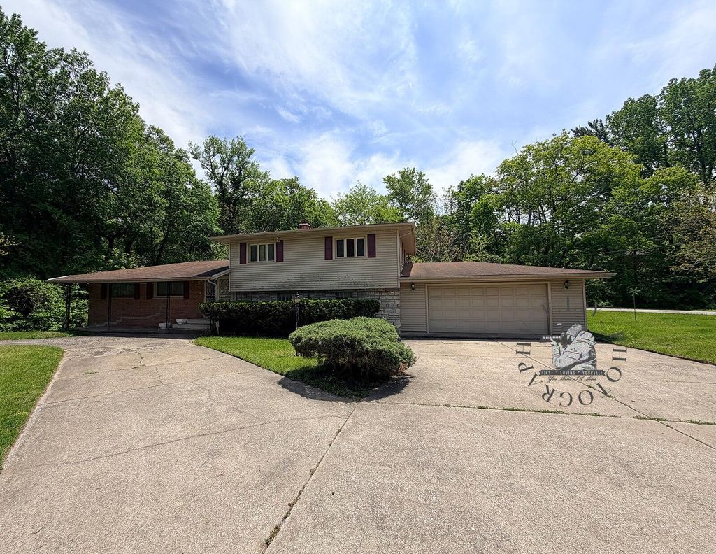 Photo of 9201 Juniper Avenue, Gary, IN 46403 (MLS # 839434)