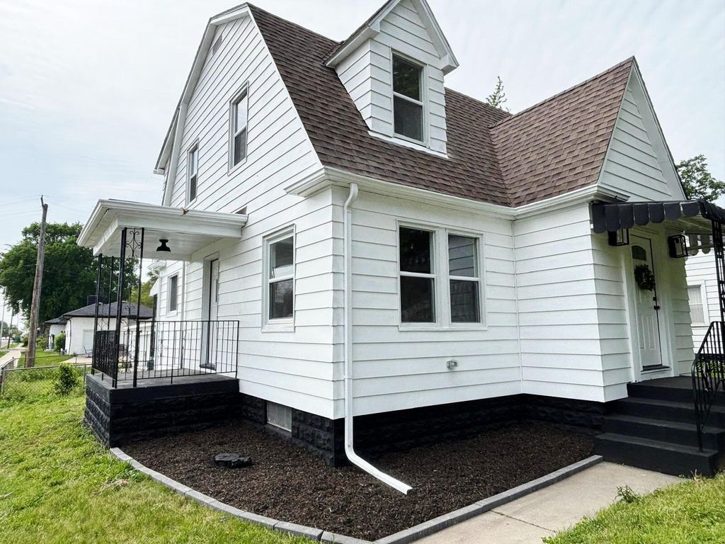 Photo of 4488 Madison Street, Gary, IN 46408 (MLS # 839363)