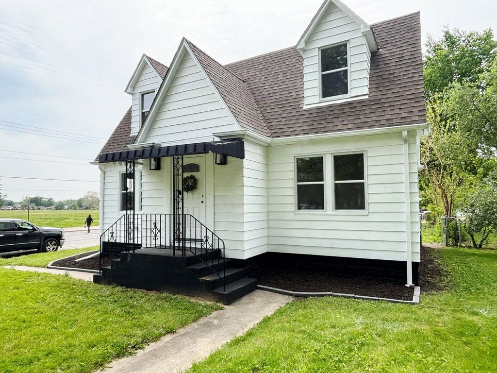 Photo of 4488 Madison Street, Gary, IN 46408 (MLS # 839363)