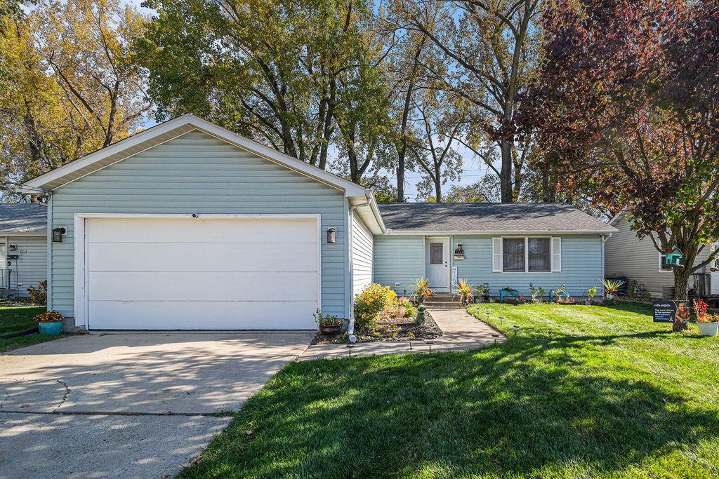 Photo of 7219 Lindberg Avenue, Hammond, IN 46323 (MLS # 834566)