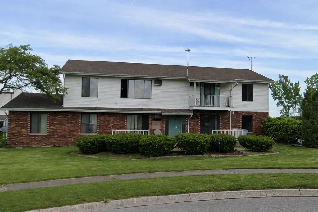 Photo of 20 Maxwell Street, Hebron, IN 46341 (MLS # 834946)