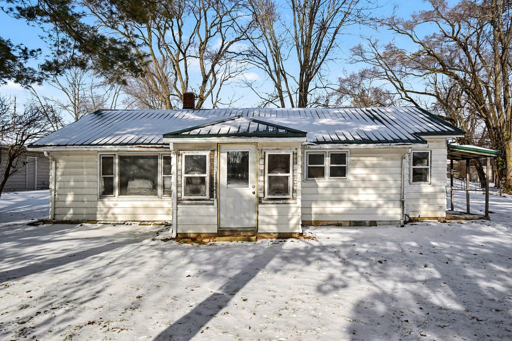 Photo of 308 W Himes Street, North Webster, IN 46555 (MLS # 832389)