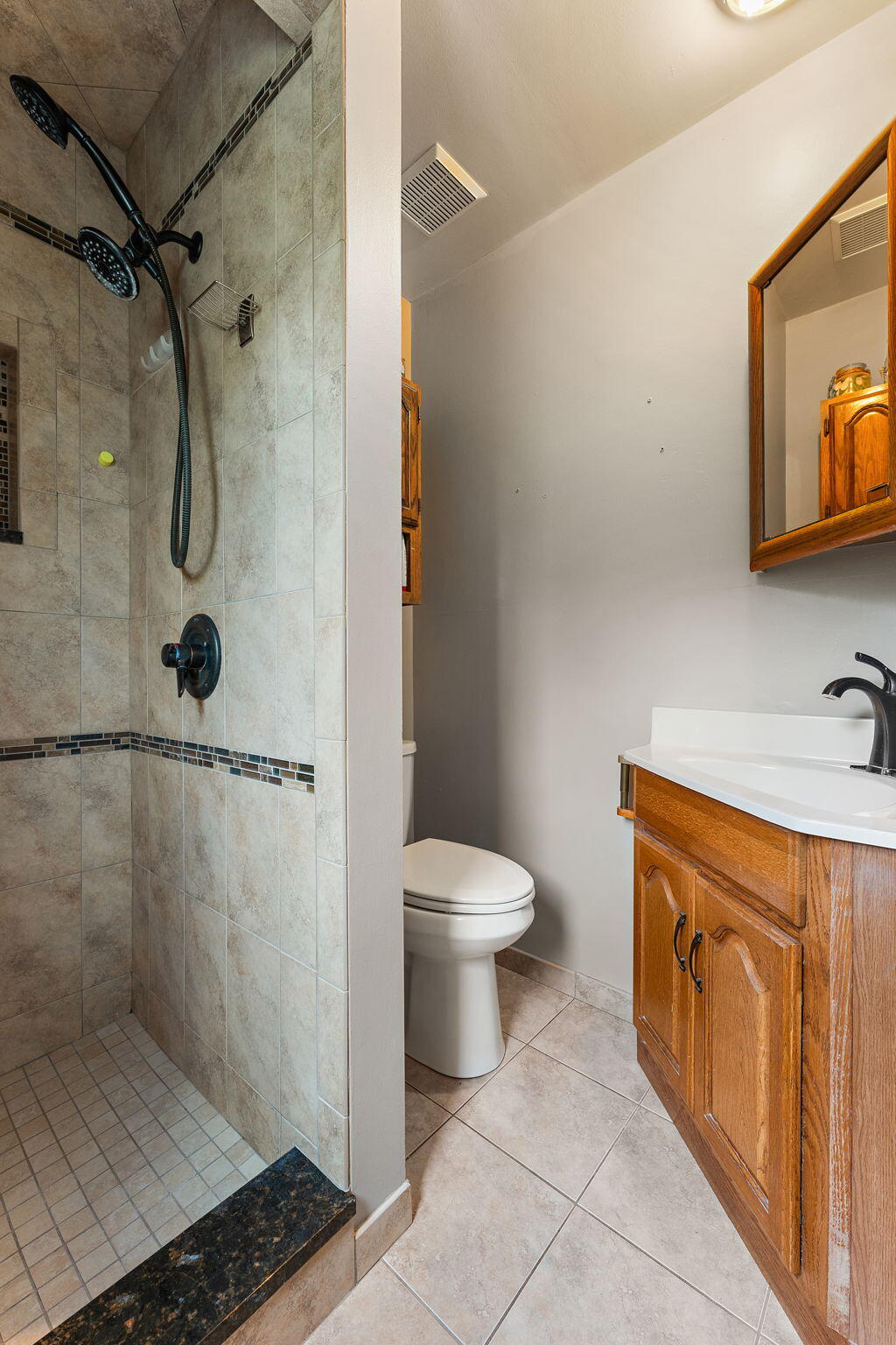 St. John, Indiana 46373, United States, 3 Bedrooms Bedrooms, ,2 BathroomsBathrooms,Residential,Active,203551