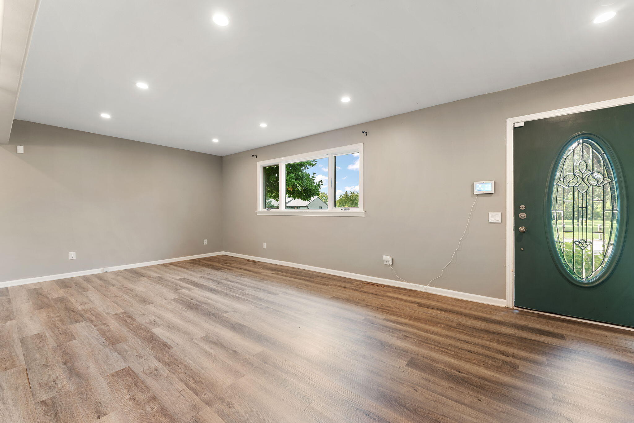 St. John, Indiana 46373, United States, 3 Bedrooms Bedrooms, ,2 BathroomsBathrooms,Residential,Active,203551