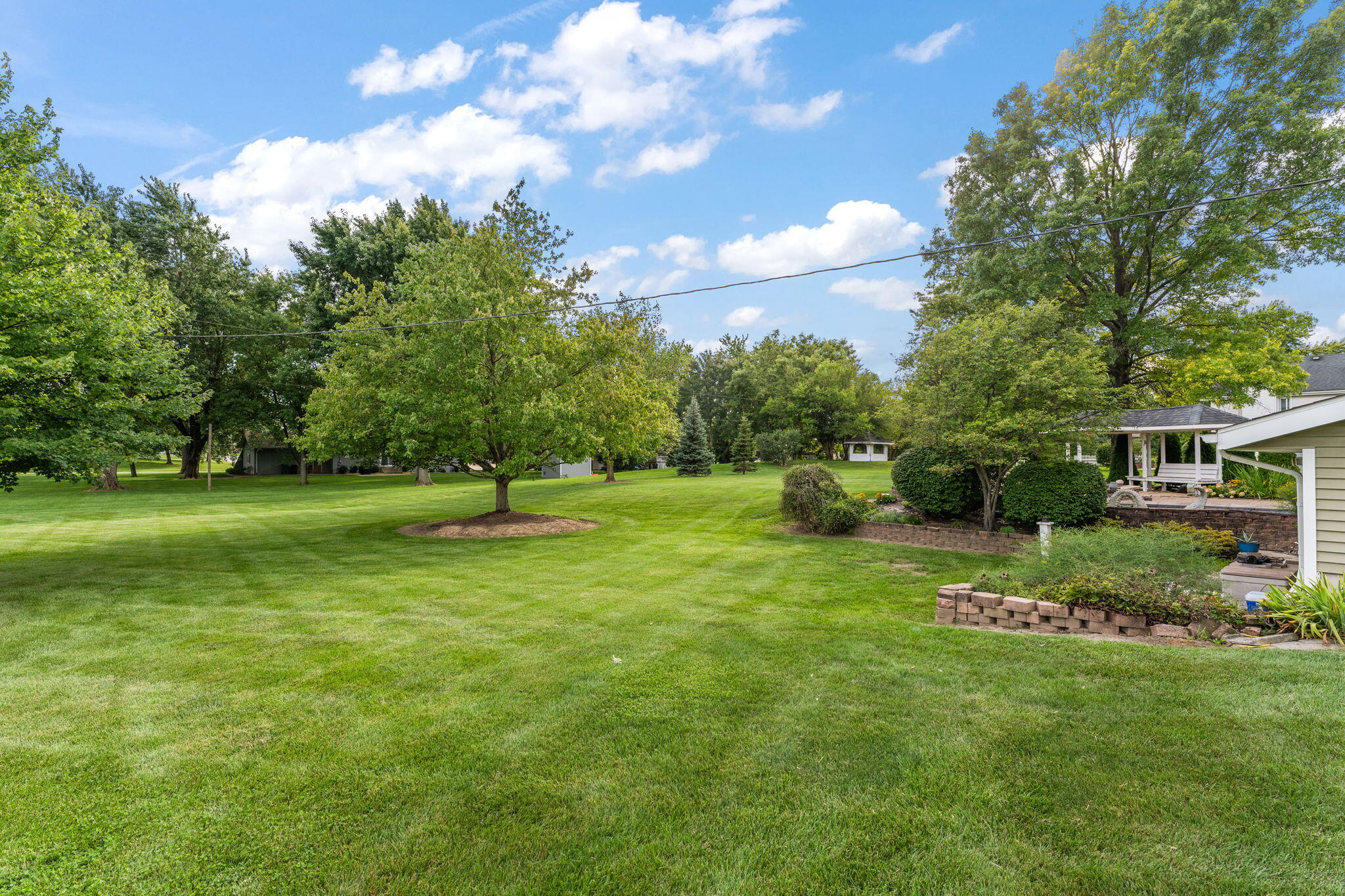 St. John, Indiana 46373, United States, 3 Bedrooms Bedrooms, ,2 BathroomsBathrooms,Residential,Active,203551