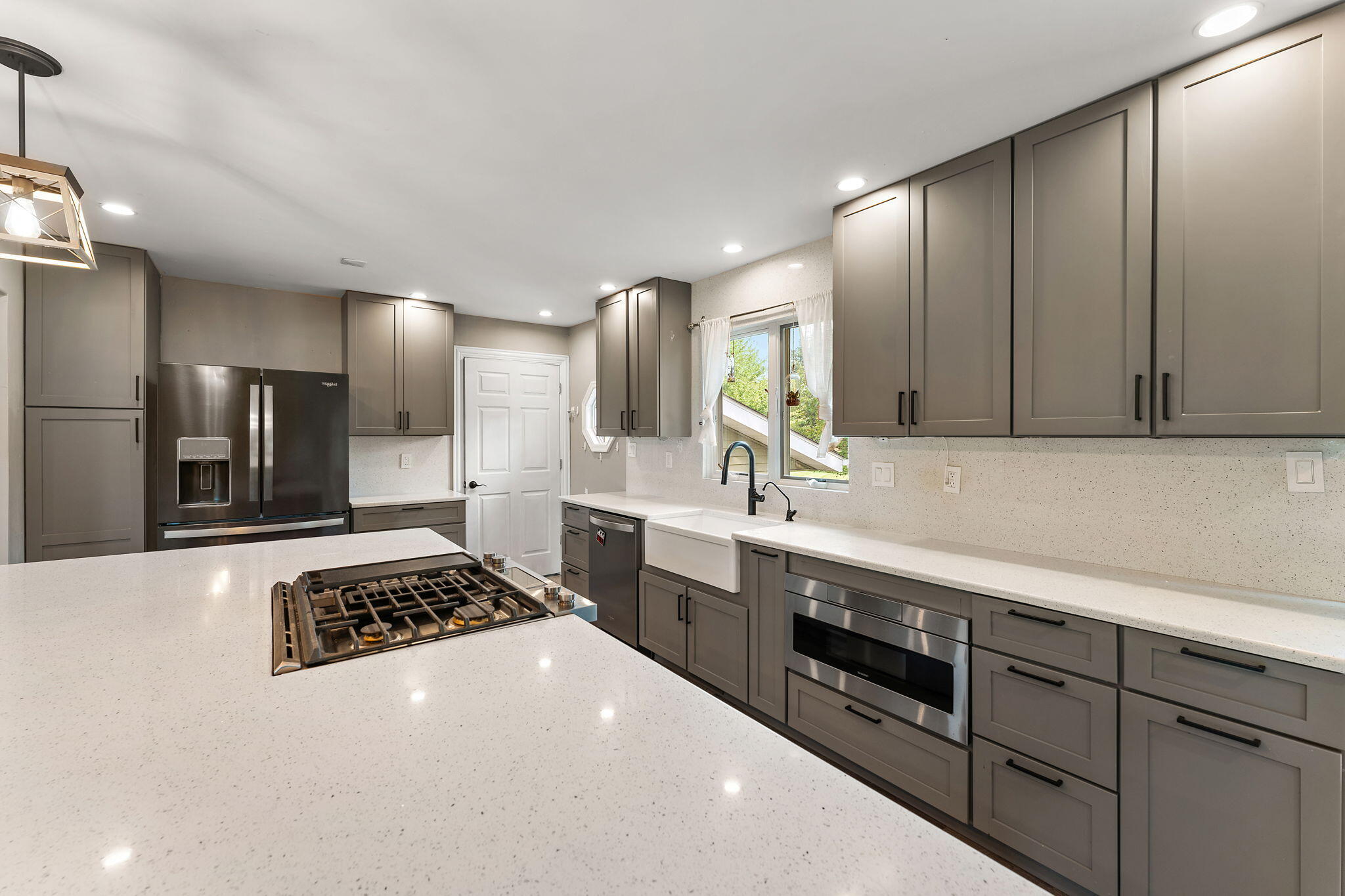 St. John, Indiana 46373, United States, 3 Bedrooms Bedrooms, ,2 BathroomsBathrooms,Residential,Active,203551