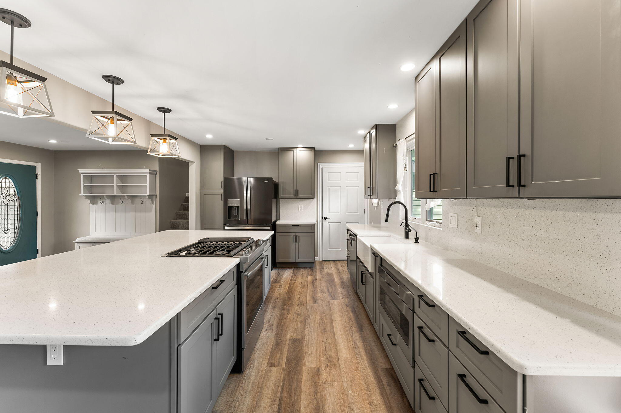 St. John, Indiana 46373, United States, 3 Bedrooms Bedrooms, ,2 BathroomsBathrooms,Residential,Active,203551