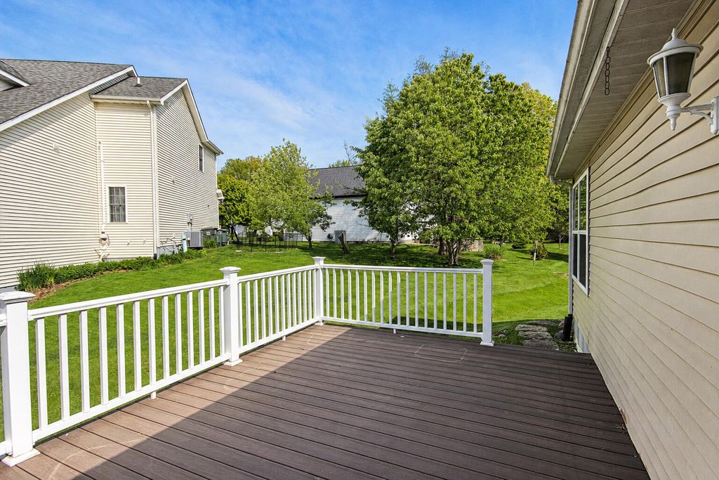 Photo of 3219 Milestone Creek Court, Valparaiso, IN 46385 (MLS # 839472)
