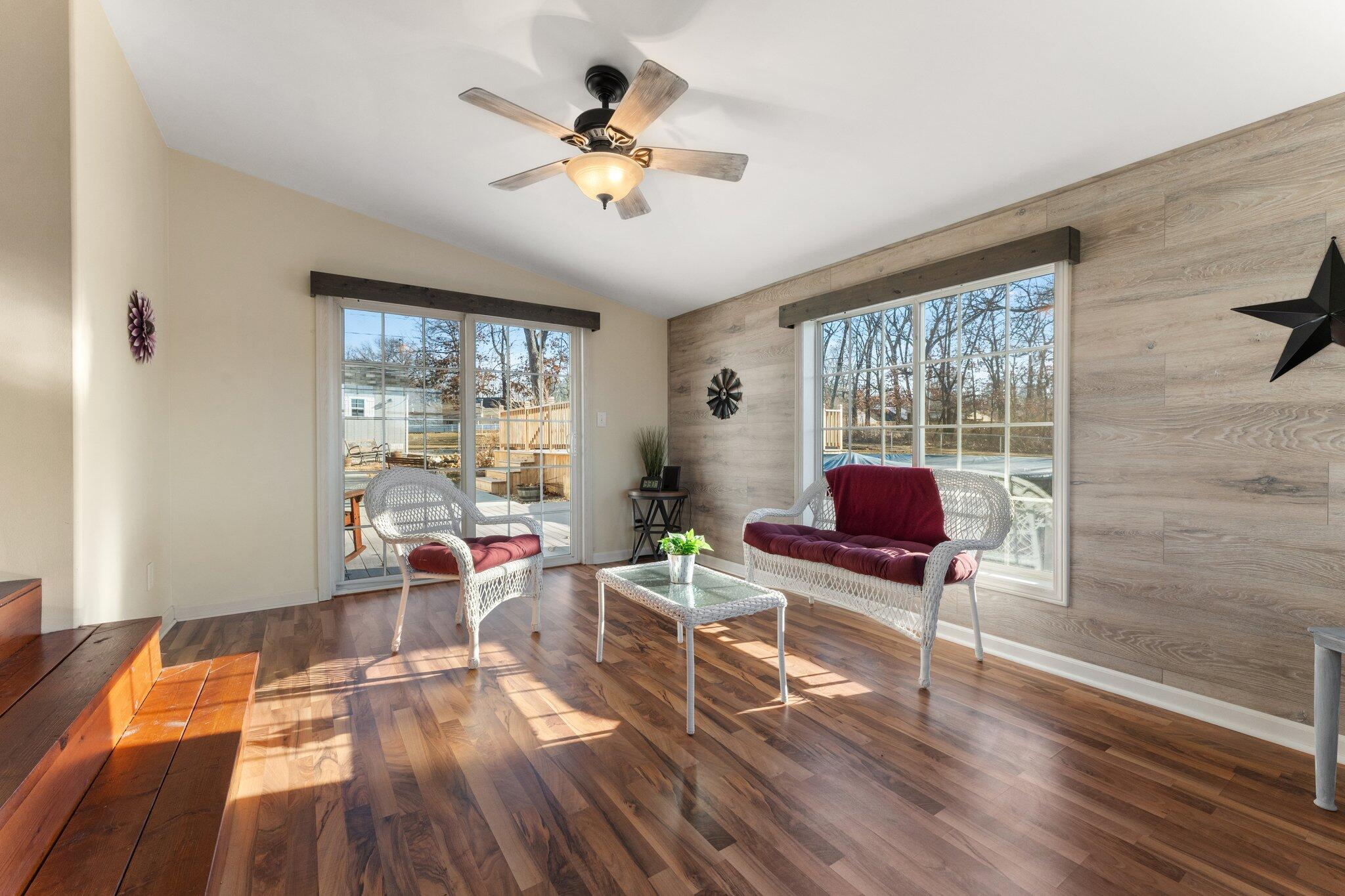 Demotte, Indiana 46310, United States, 3 Bedrooms Bedrooms, ,4 BathroomsBathrooms,Residential,Active,81885