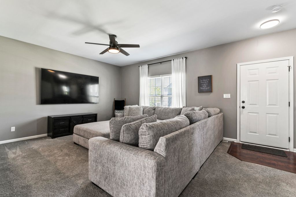 Photo of 12776 Rutledge Place, Crown Point, IN 46307 (MLS # 837837)