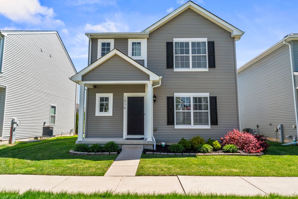 Photo of 12776 Rutledge Place, Crown Point, IN 46307 (MLS # 837837)