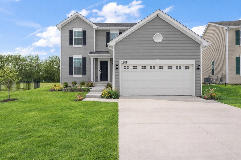 Photo of 1811 E 111th Place, Crown Point, IN 46307 (MLS # 846655)