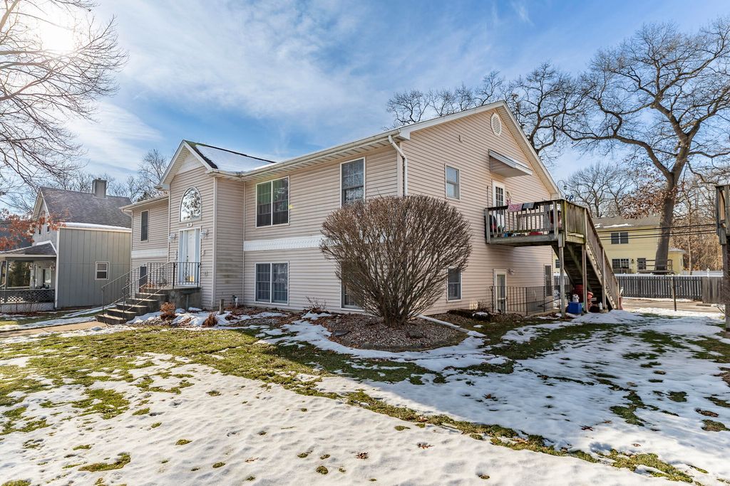 Photo of 308 S Broad Street #12, Griffith, IN 46319 (MLS # 837695)